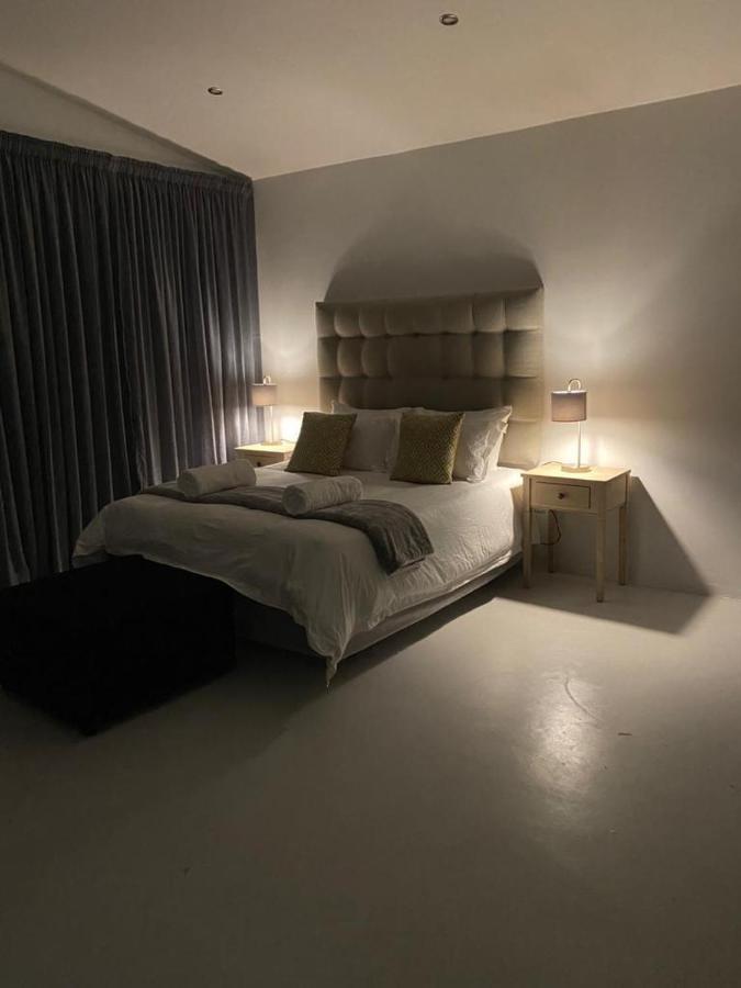 Appartamento Miles House George Esterno foto