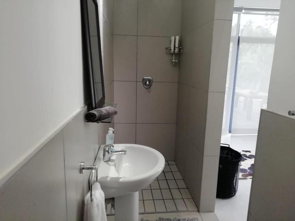 Appartamento Miles House George Esterno foto